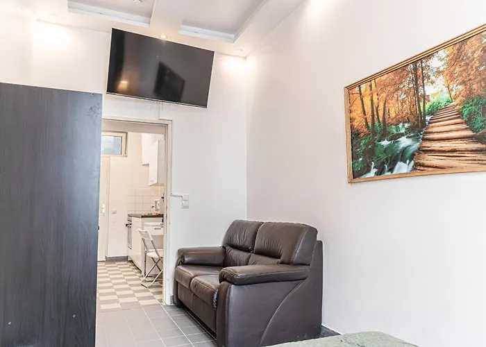 Beautiful 1br In Meidling Apartamento Viena